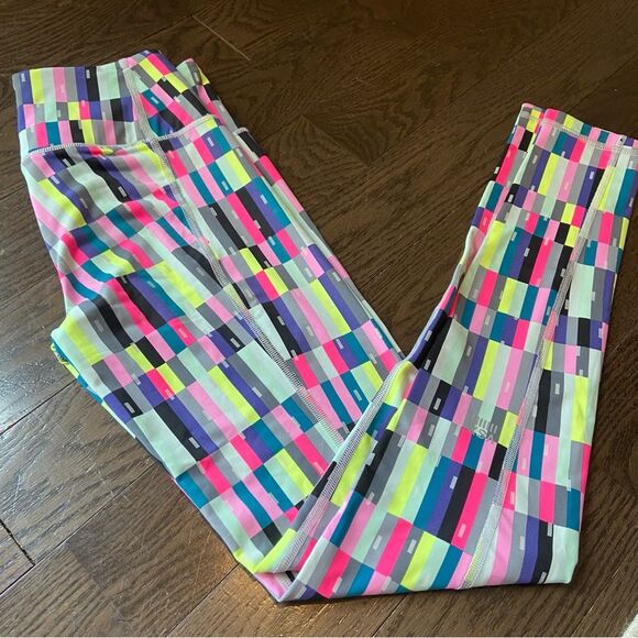 Victoria’s Secret VSX Leggings Sport Knockout Leggings - Picture 2 of 3